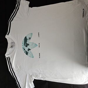 Adidas T-shirt